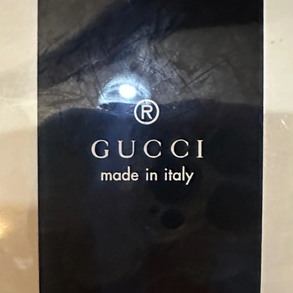 Gucci Black and Cream Shoulder Bag - Picture 3 of 16
